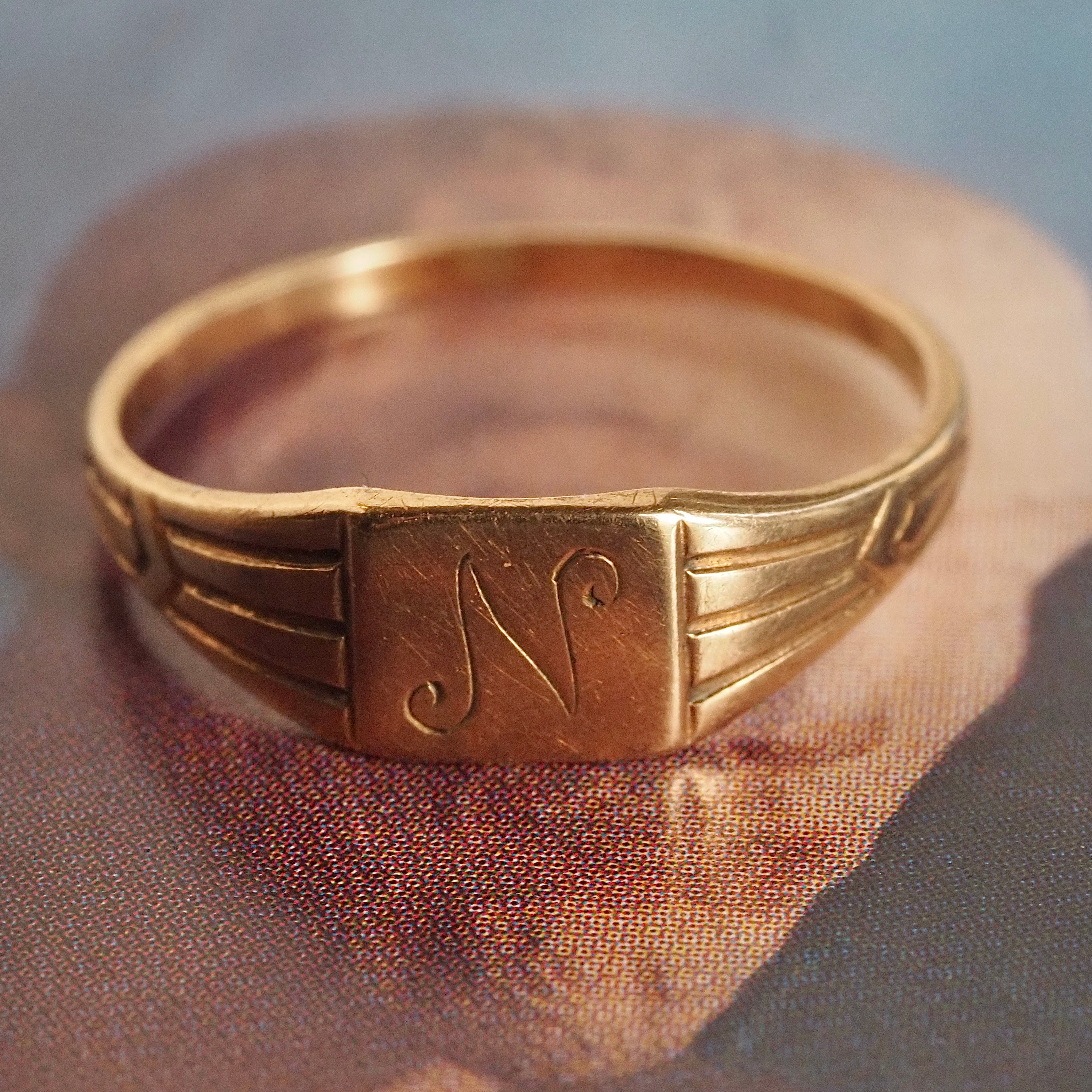 Vintage English 'N' Signet 9k Gold Ring