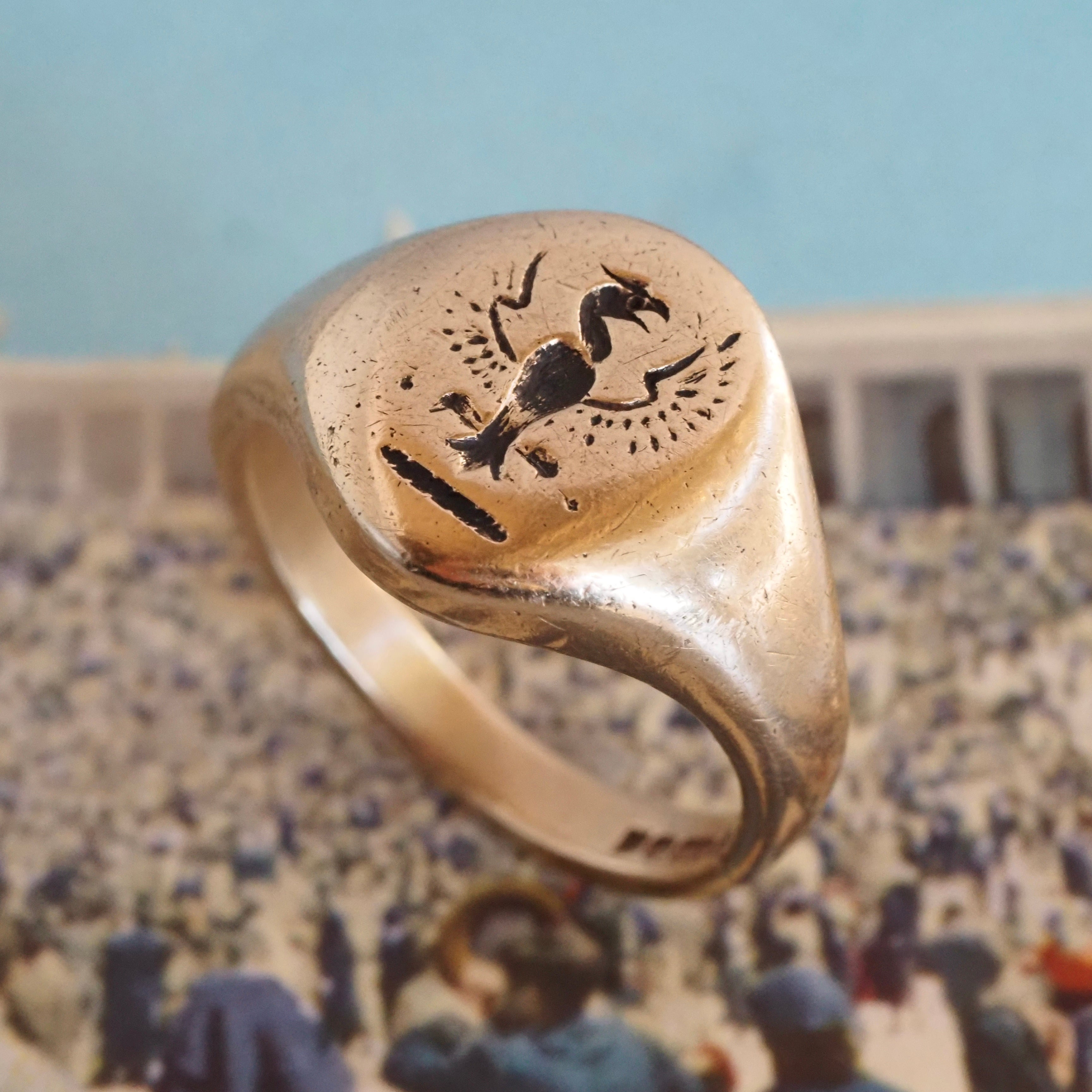 Vintage English c. 1965 Phoenix 9k Gold Signet Ring