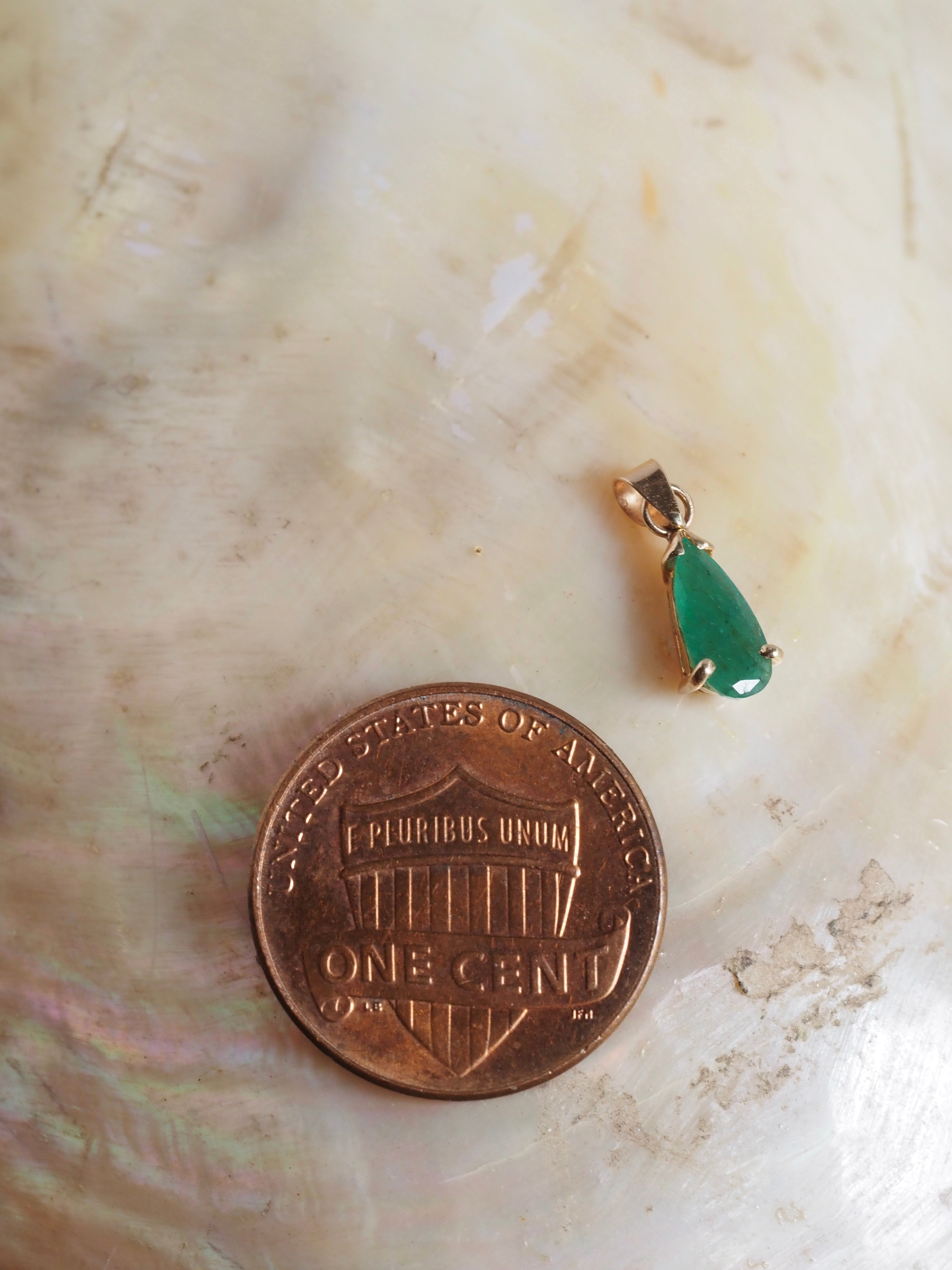 Vintage 14k Gold Emerald Teardrop Charm