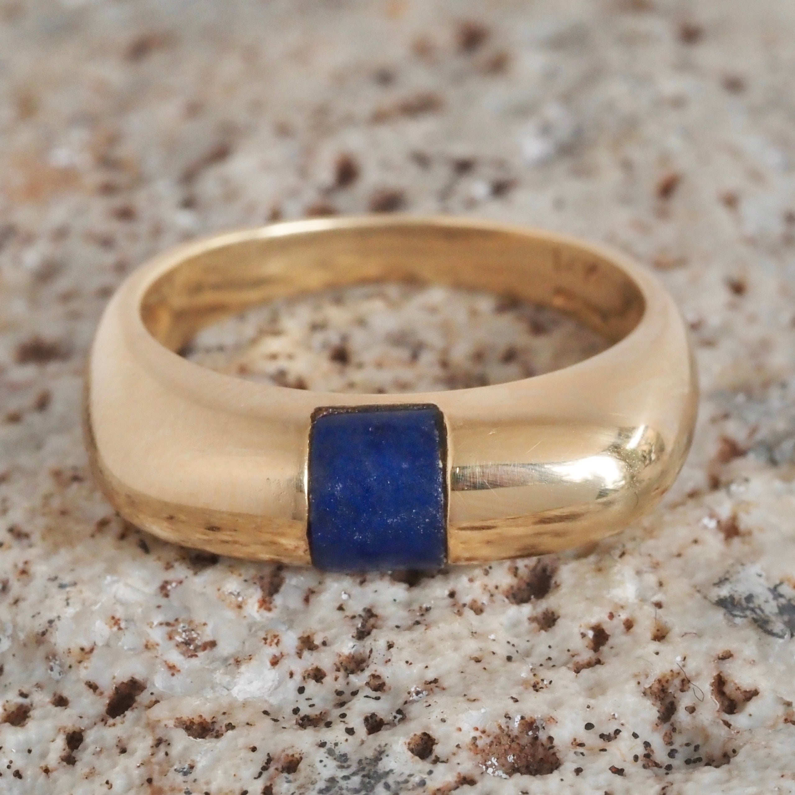 Vintage Modernist 14k Gold Lapis Inlay Ring