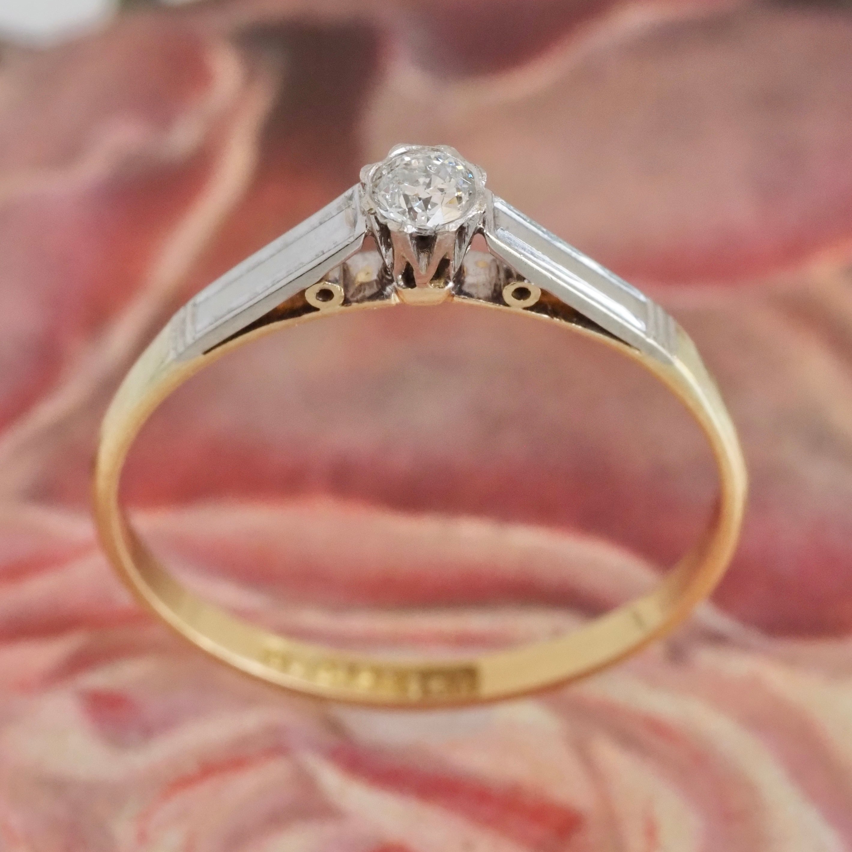 Antique English 18k Gold Platinum Old European Cut Diamond Ring