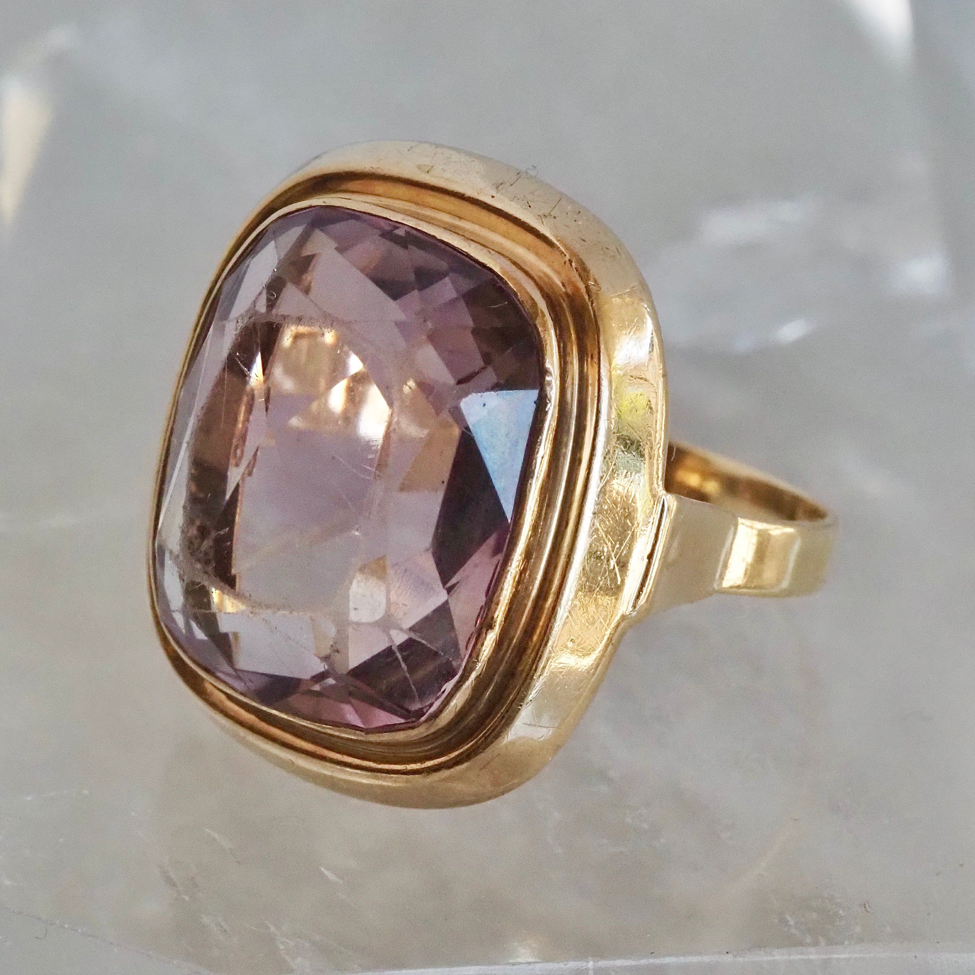 Vintage 1930s/1940s 8k Gold Amethyst Ring