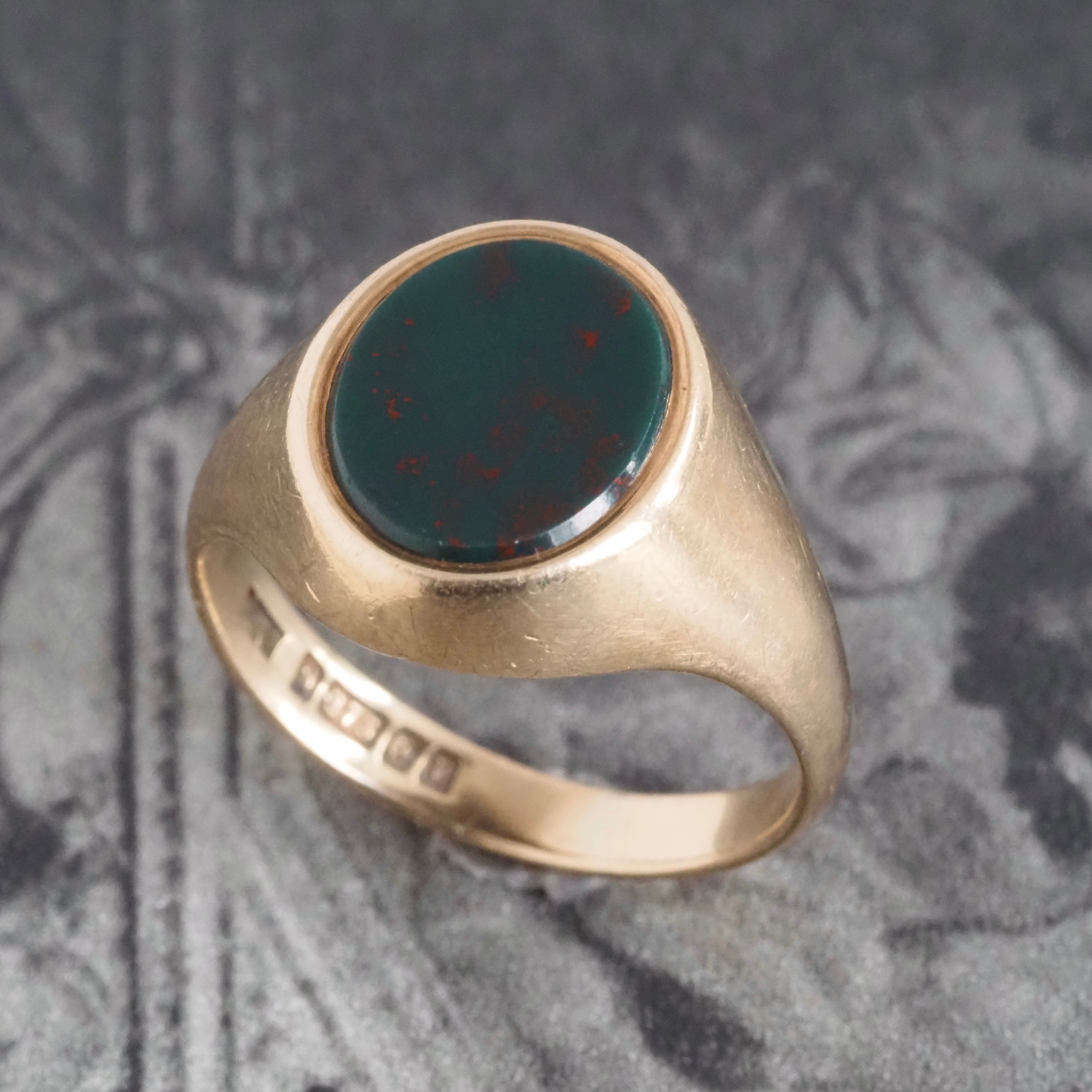 Vintage English Bloodstone 9k Gold Signet Ring