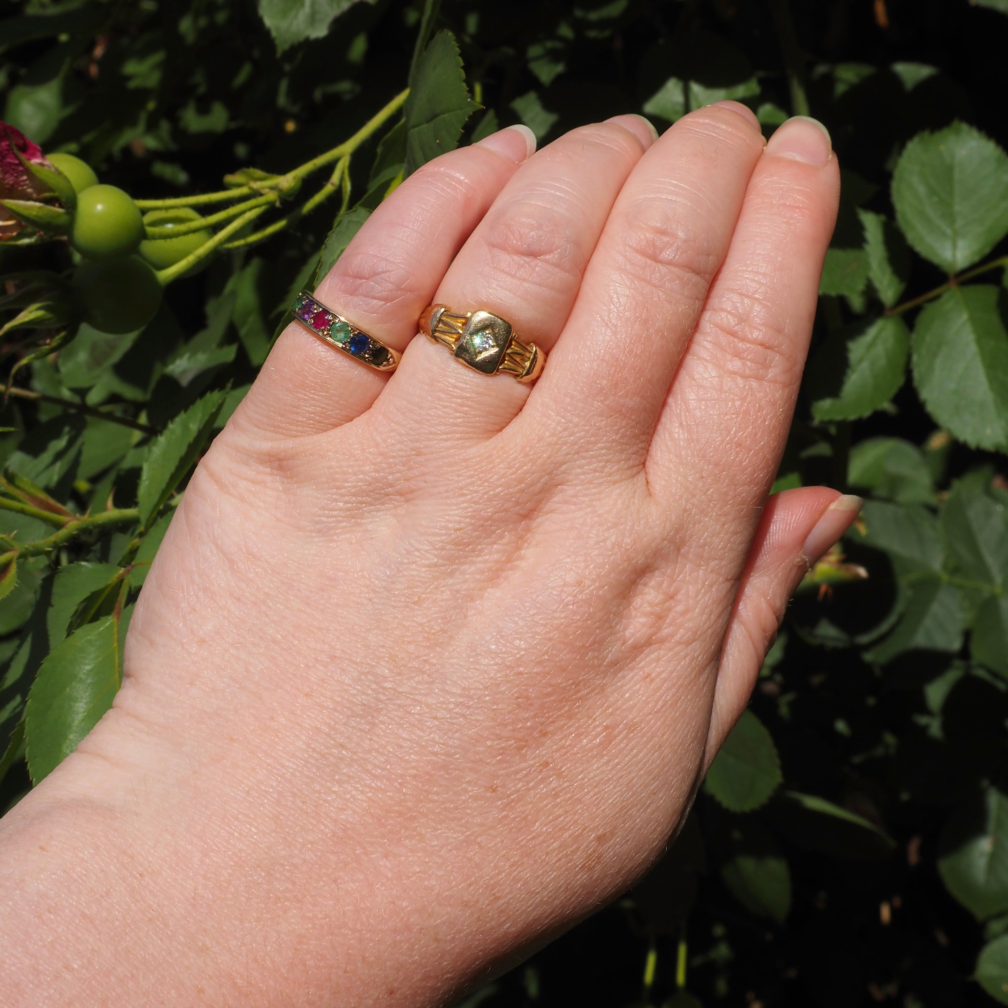 Antique c. 1938 English “Dearest” Acrostic 10k Gold Ring