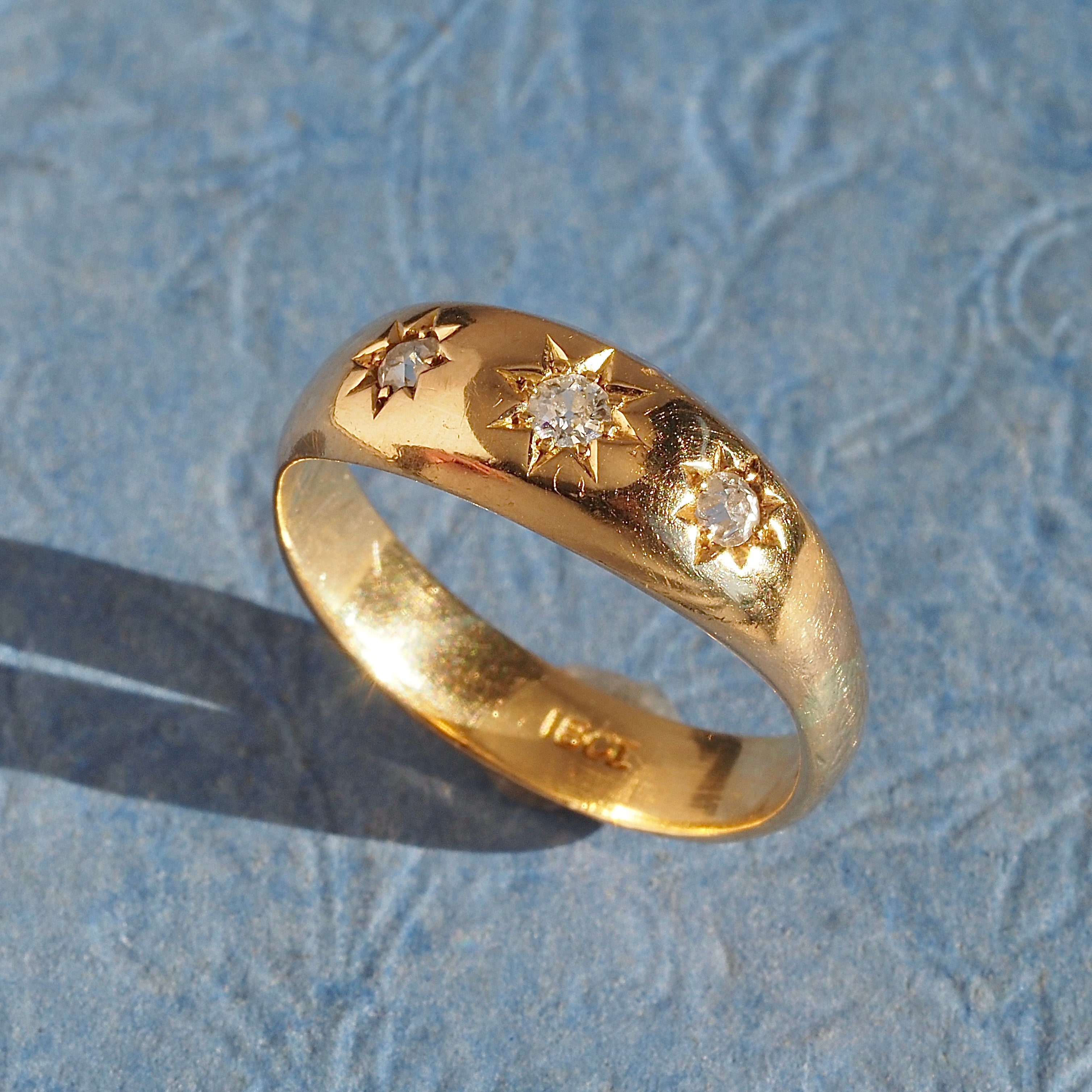 Antique English Starburst Flush Set Old Mine Cut Diamond Trilogy 18k Gold Ring