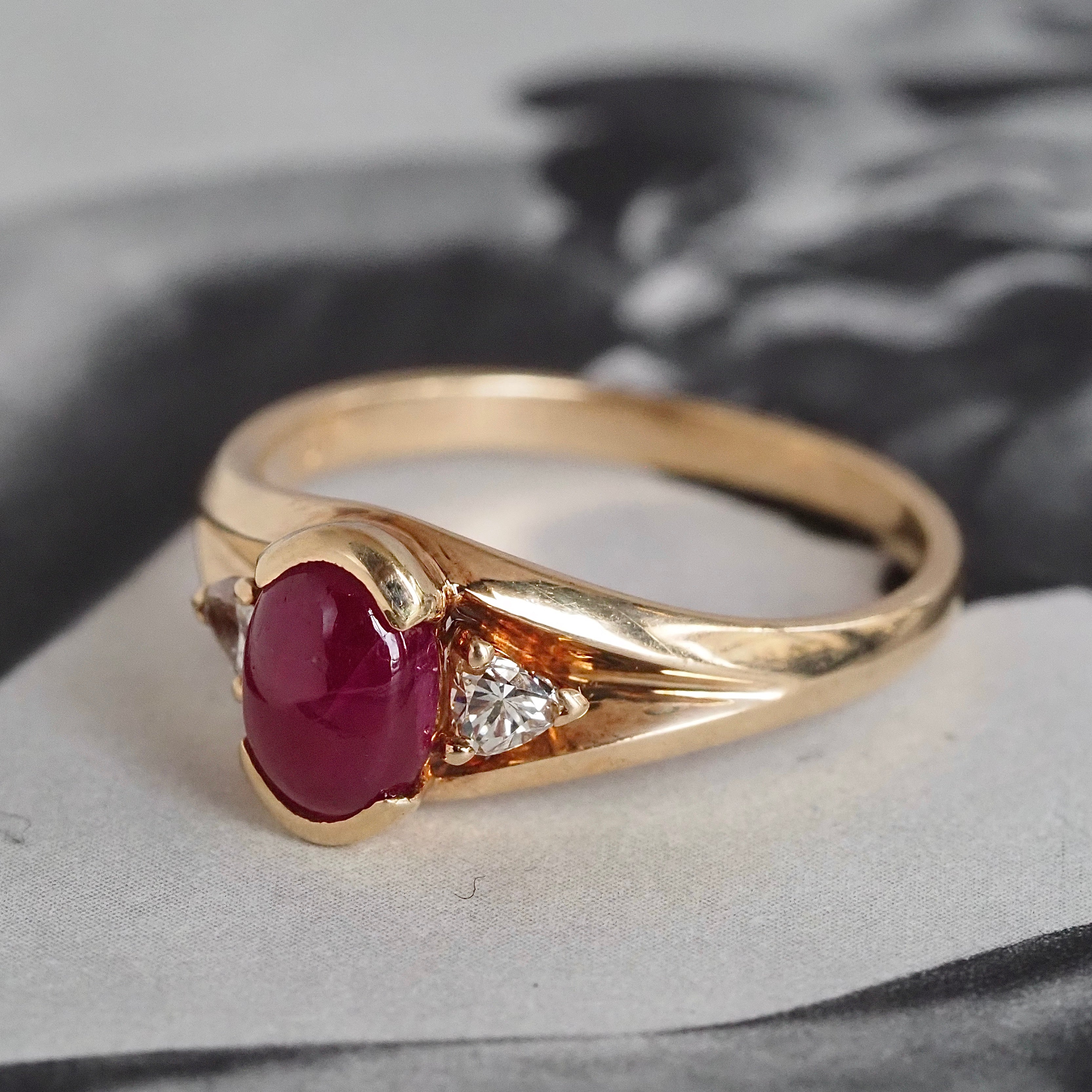 Vintage Natural Ruby Cabochon Trillion Cut Diamond 14k Gold Ring