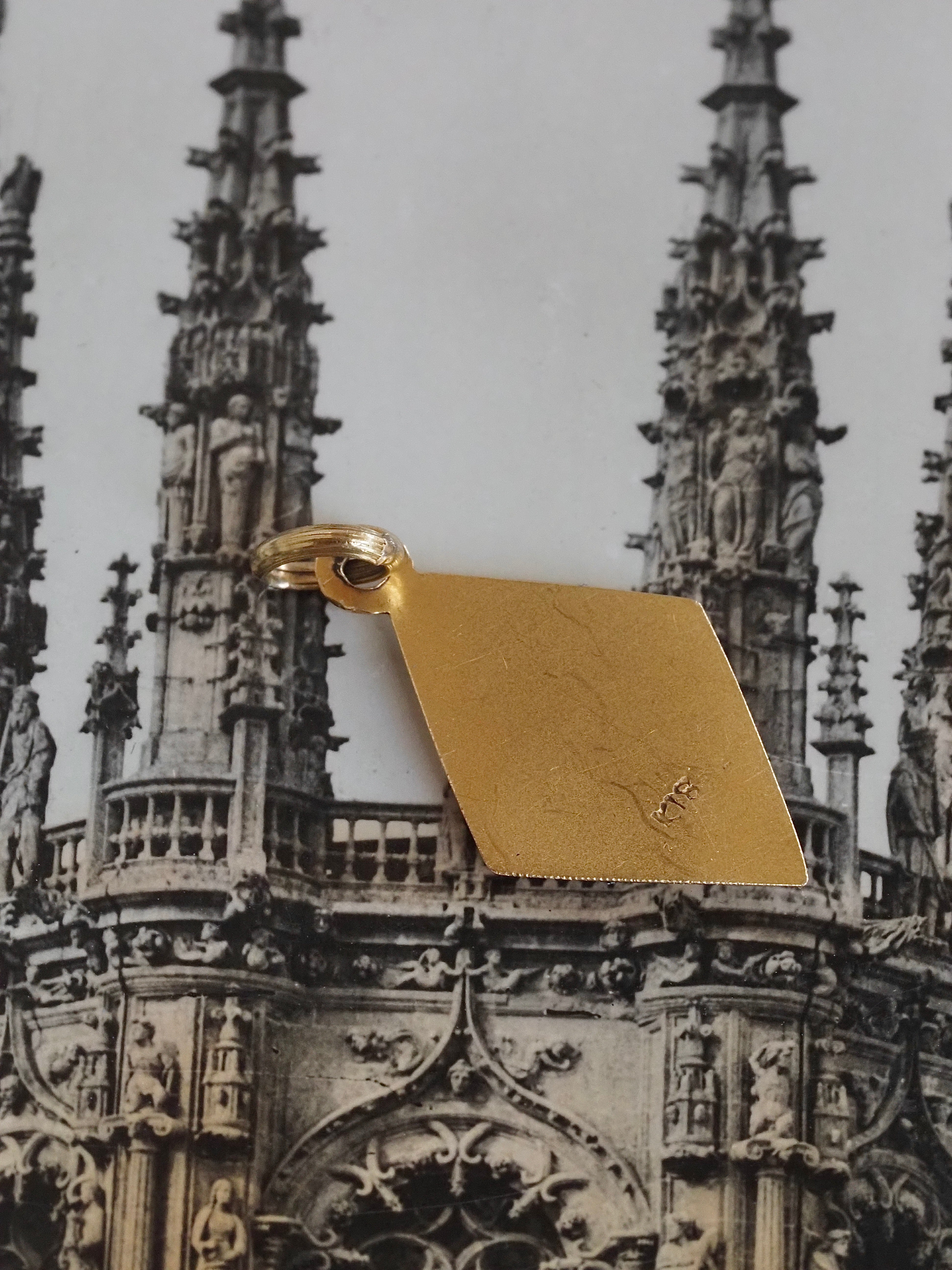 Antique 18k Gold Marquise Mary Charm