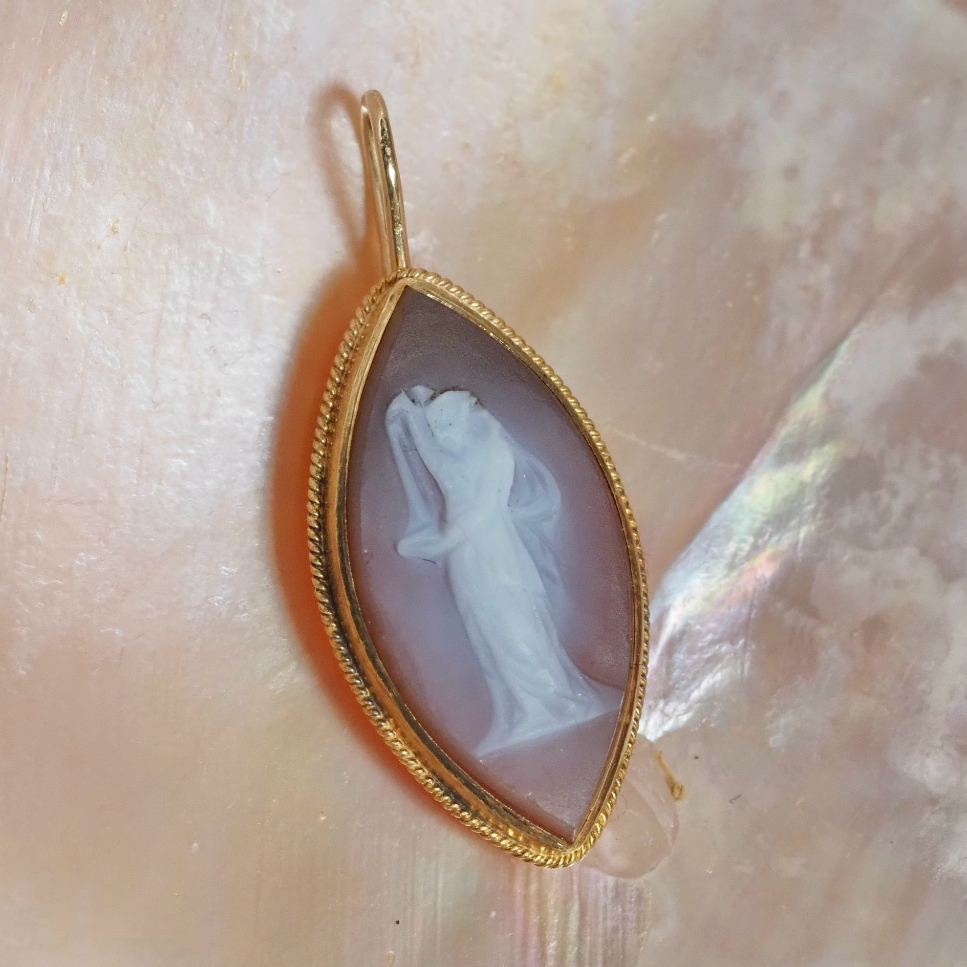 Antique Victorian Hardstone Cameo Marquise 14k Gold Pendant