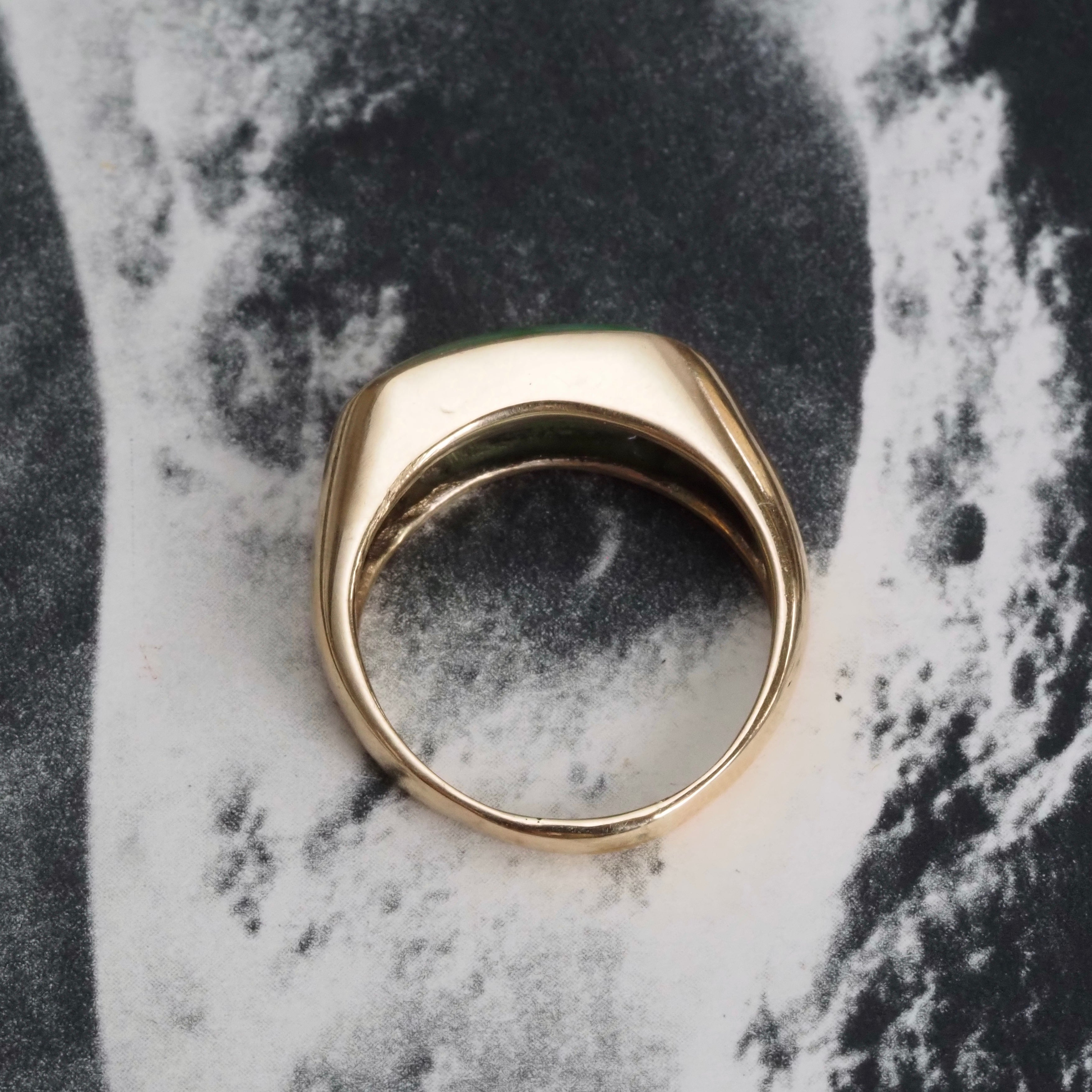 Vintage Moss In Snow Jade Saddle 14k Gold Ring