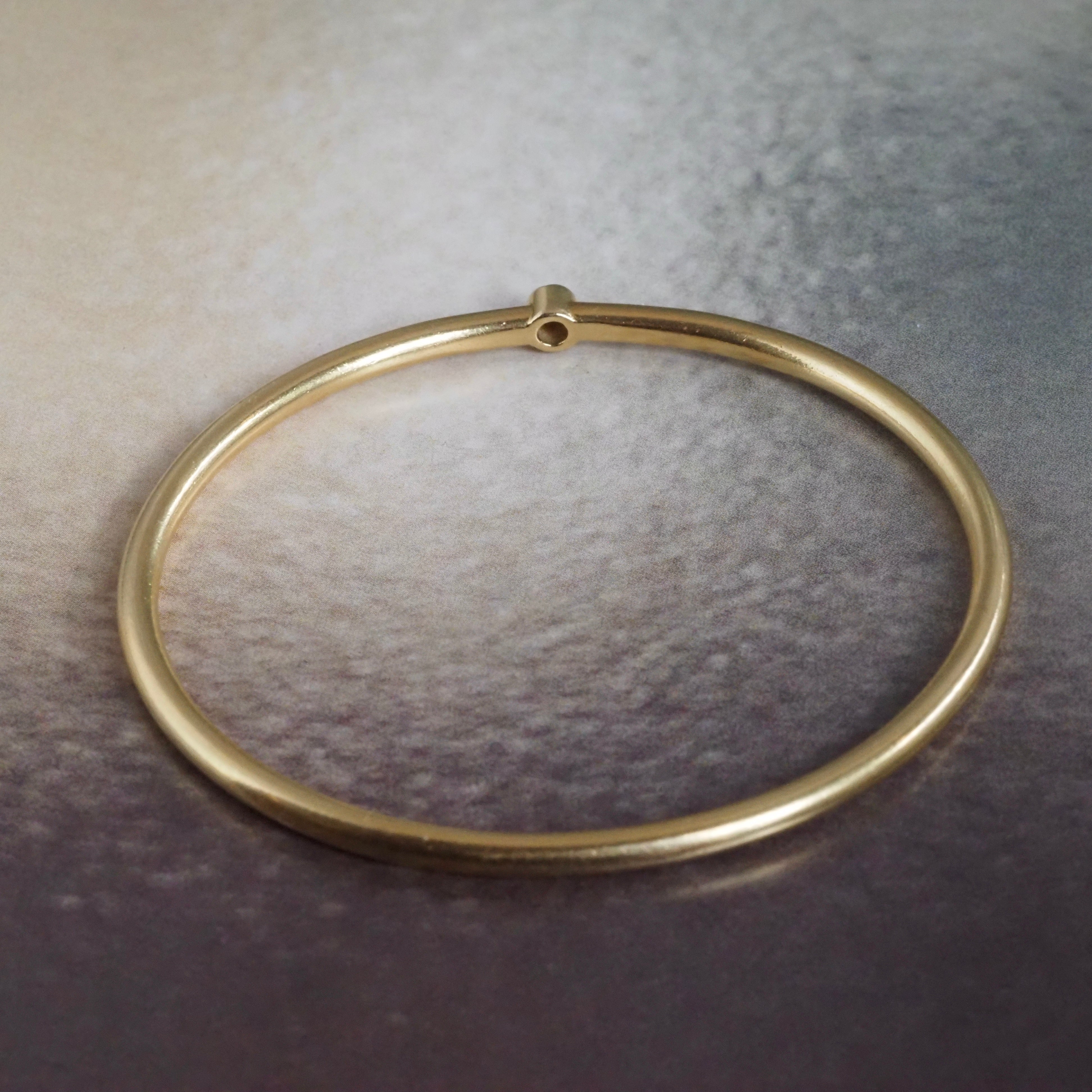 Solid 18k Gold Diamond Bangle Bracelet