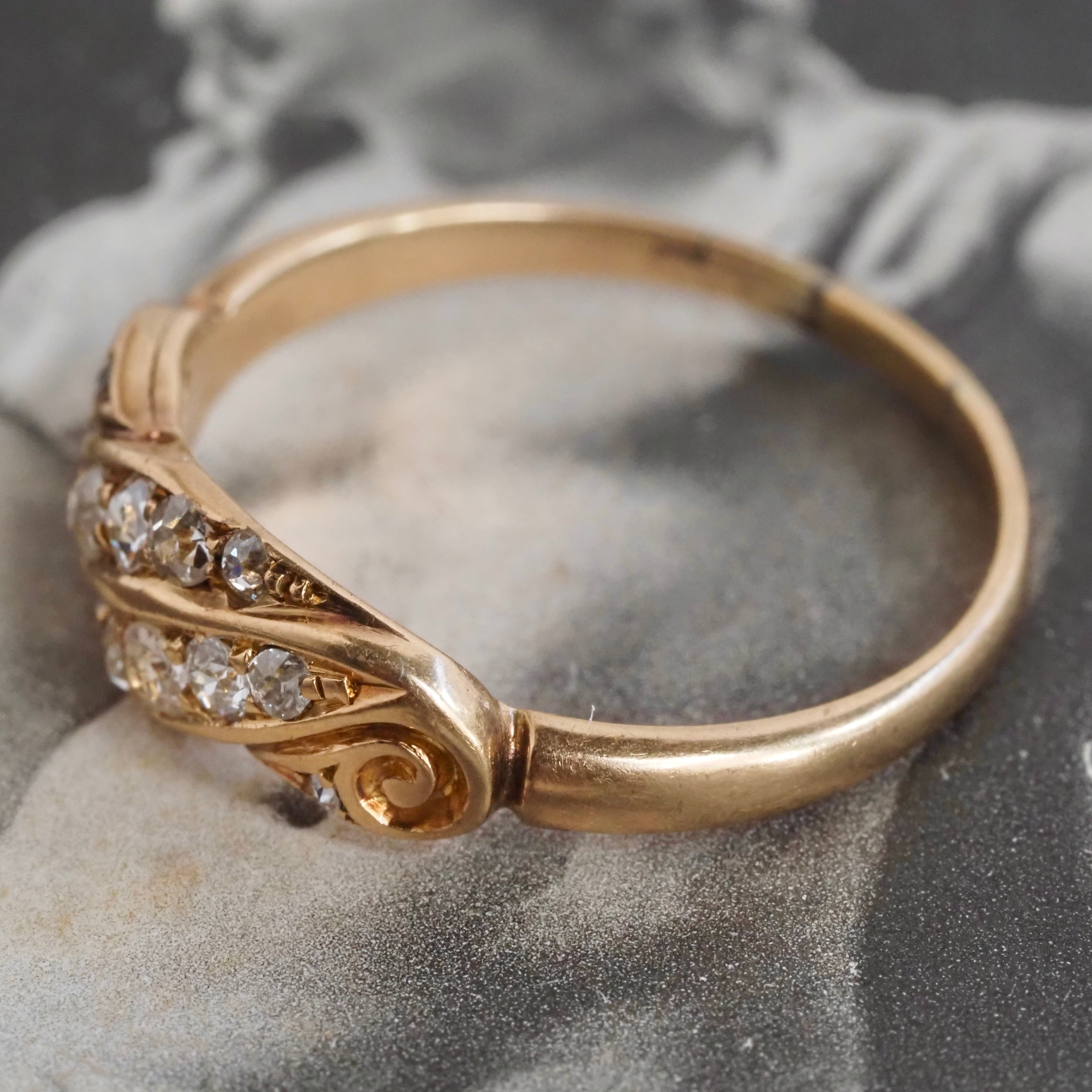 Antique English Old Mine Cut Diamond 18k Gold Scroll Ring