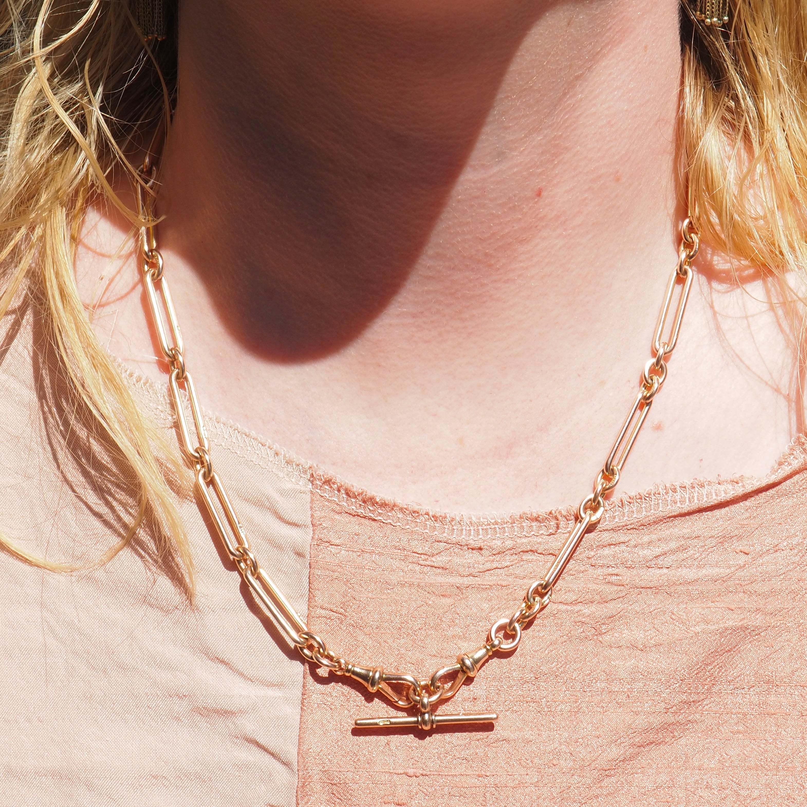 Antique c. 1901 English 9k Gold Trombone Link Albert Watch Chain Necklace with T-Bar and Dog Clips