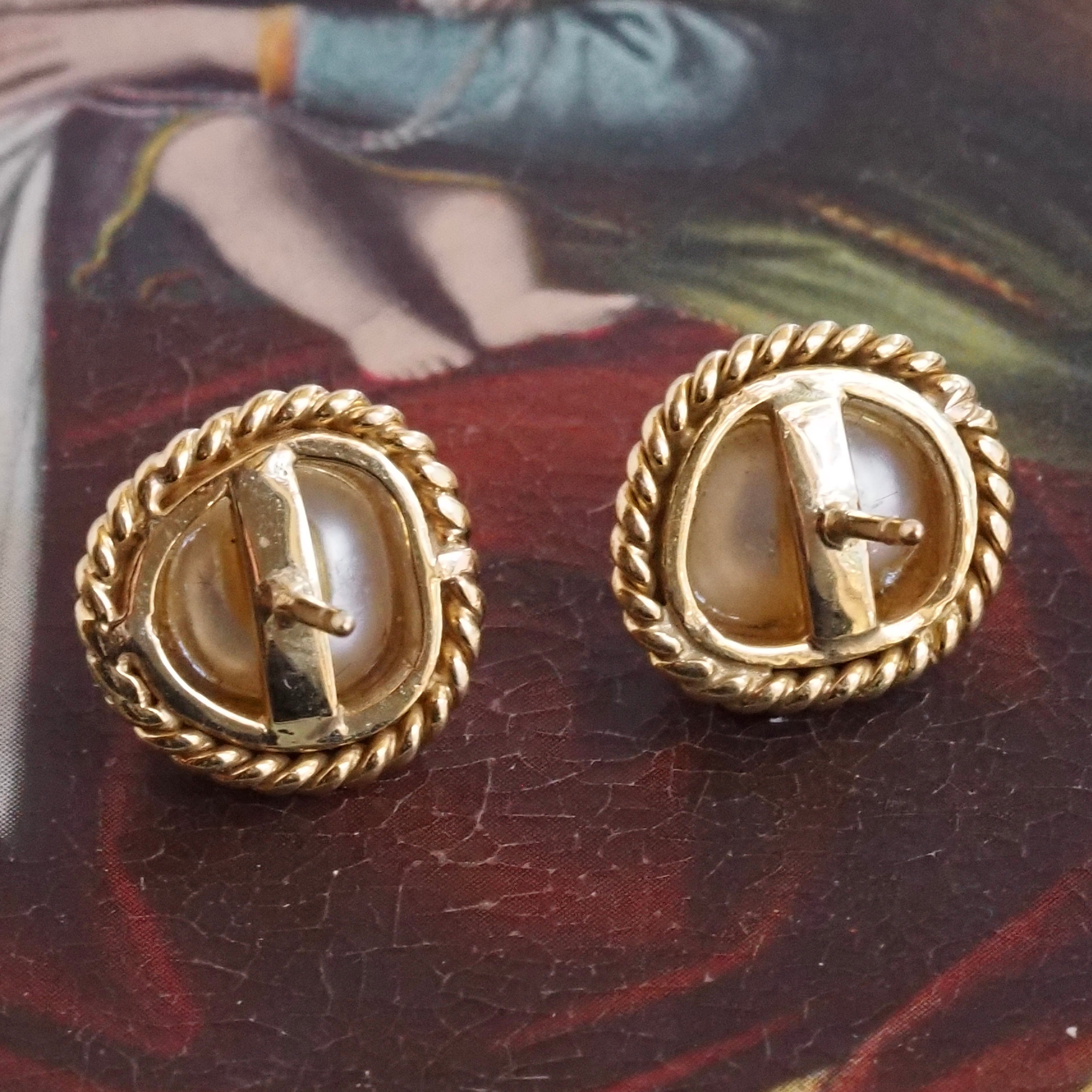 Vintage Baroque Pearl 14k Gold Earrings