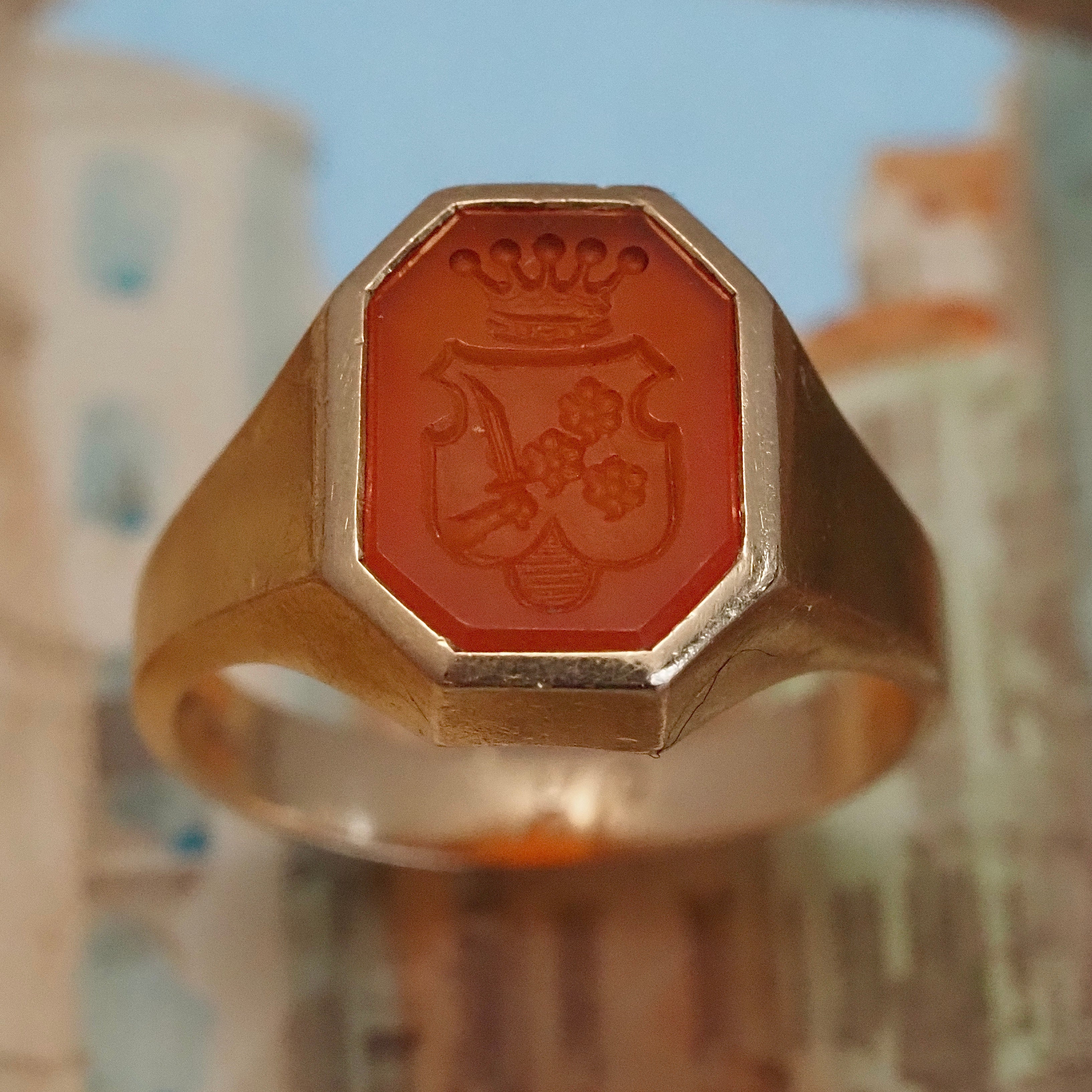 Antique Carnelian Intaglio Crest 14k Gold Signet Ring