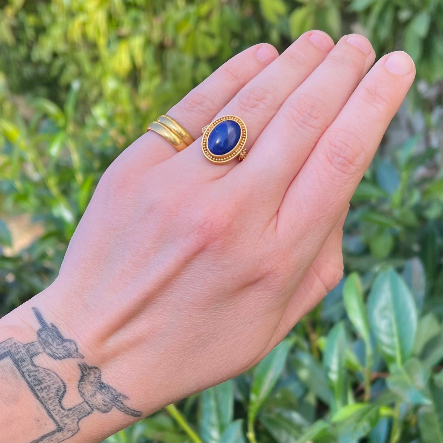 Vintage Ancient Style Greek 22k Gold Lapis Ring