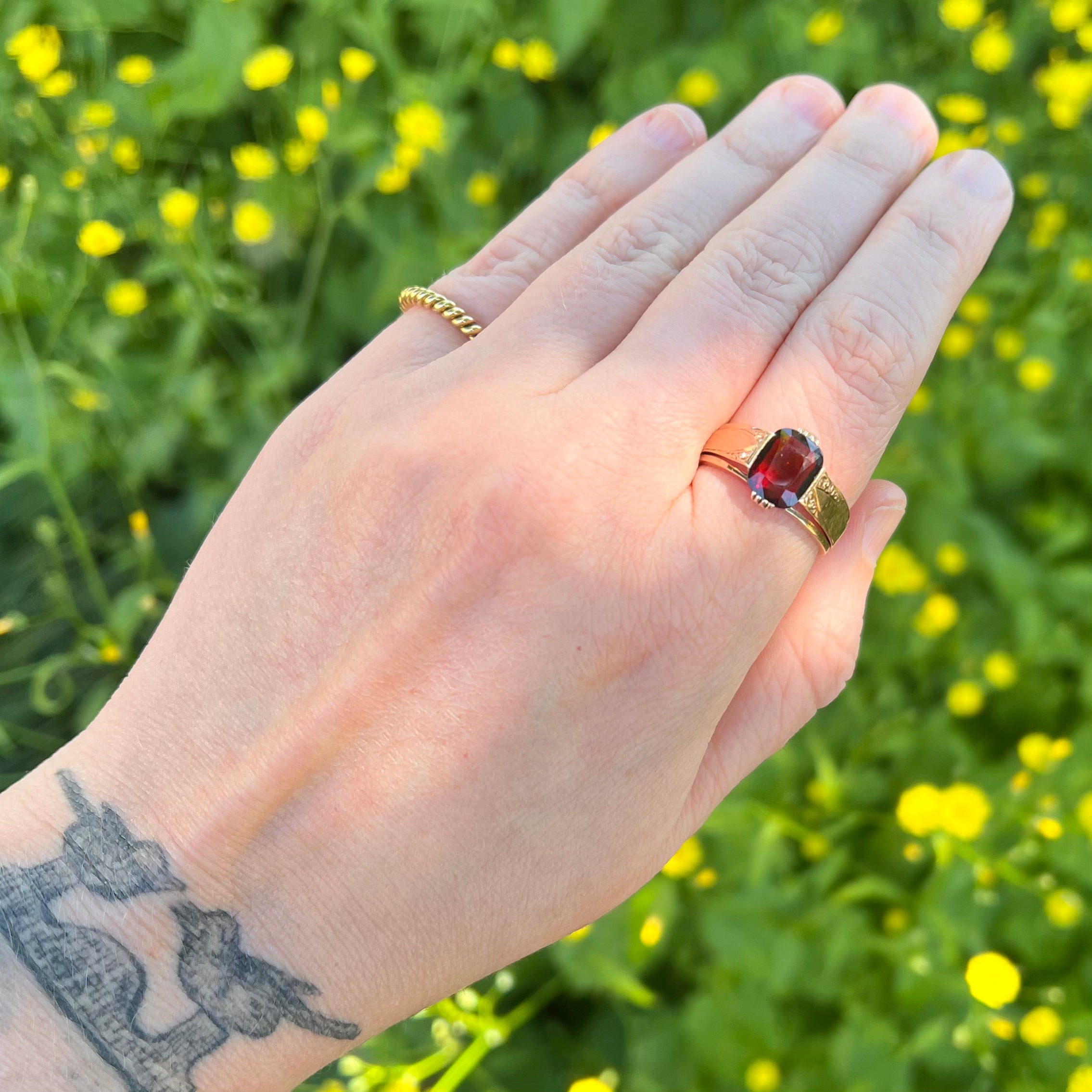 Antique 9k Gold Garnet Ring