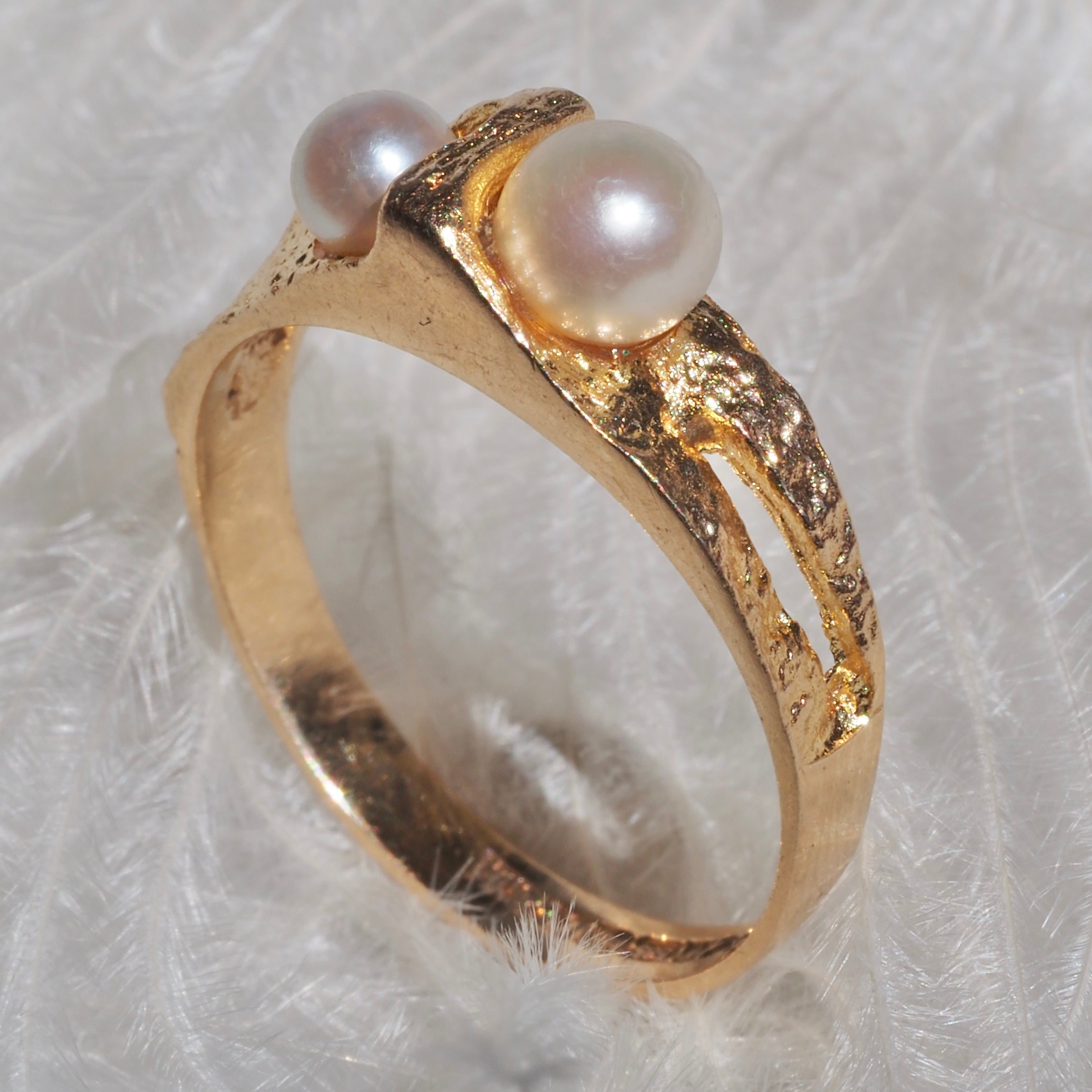 Vintage Finnish 14k Gold and Pearl Ring by Björn Weckström for Lapponia