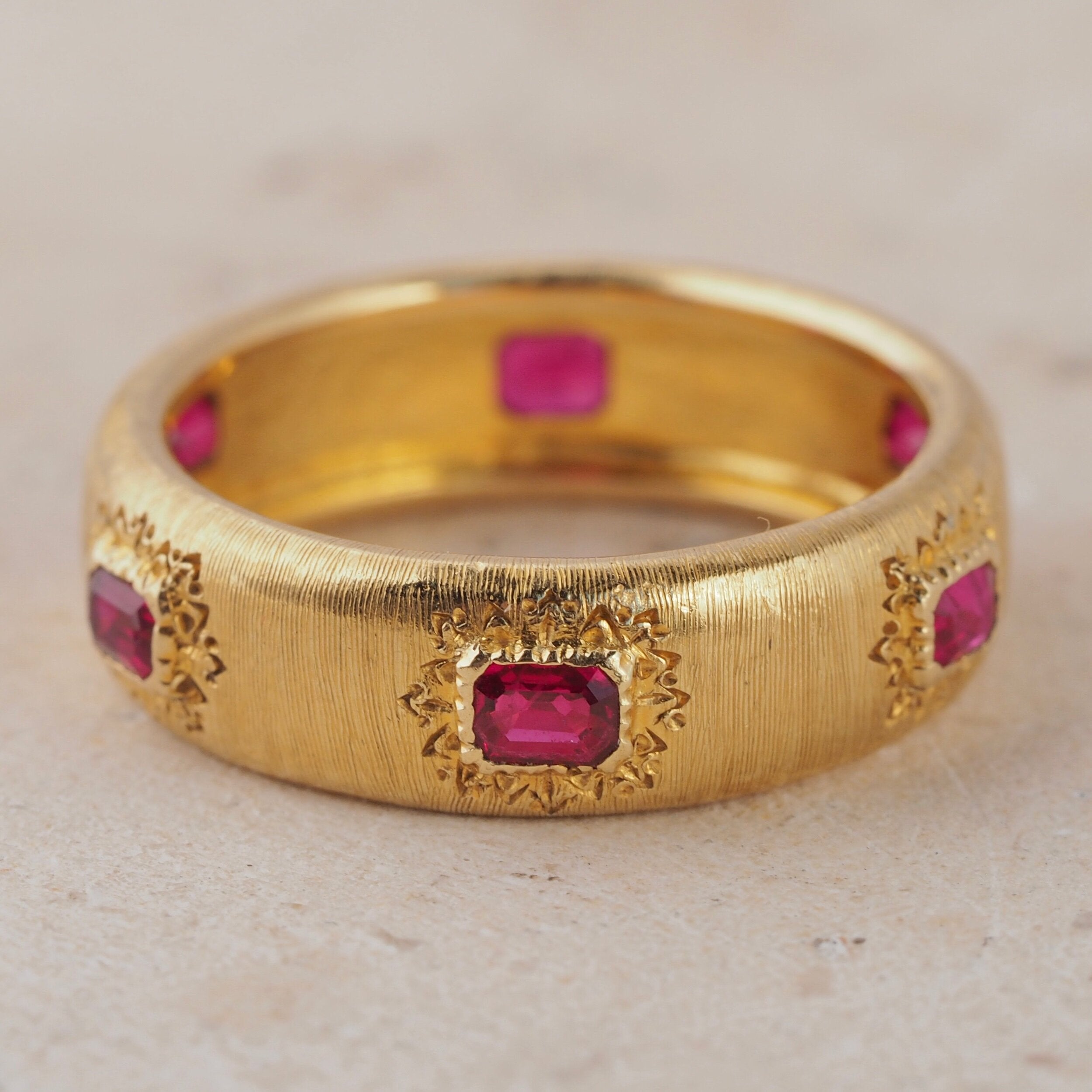 Vintage 18k Gold Ruby Buccellati Inspired Ring