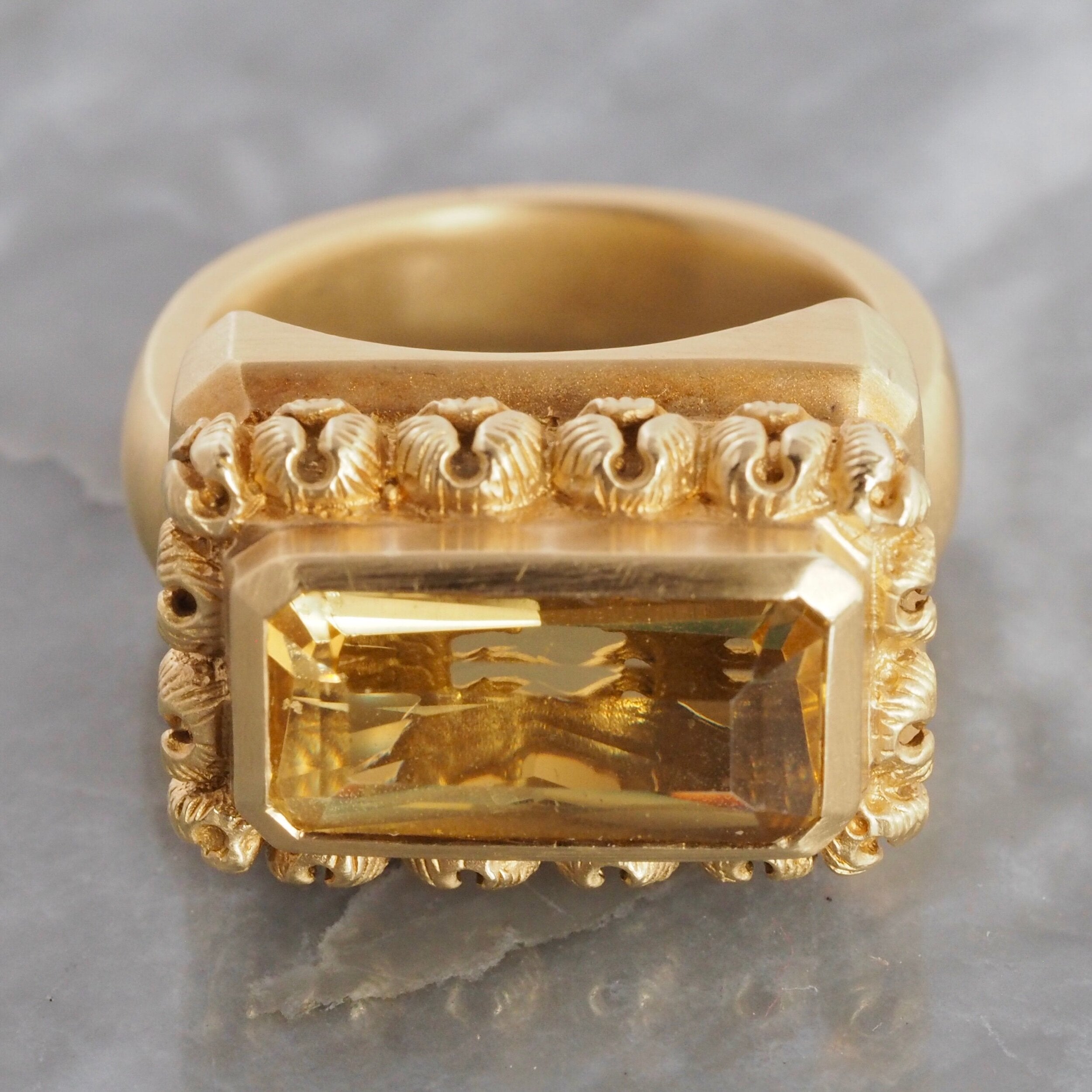 Vintage Citrine 18k Gold Douglas Elliott Ring