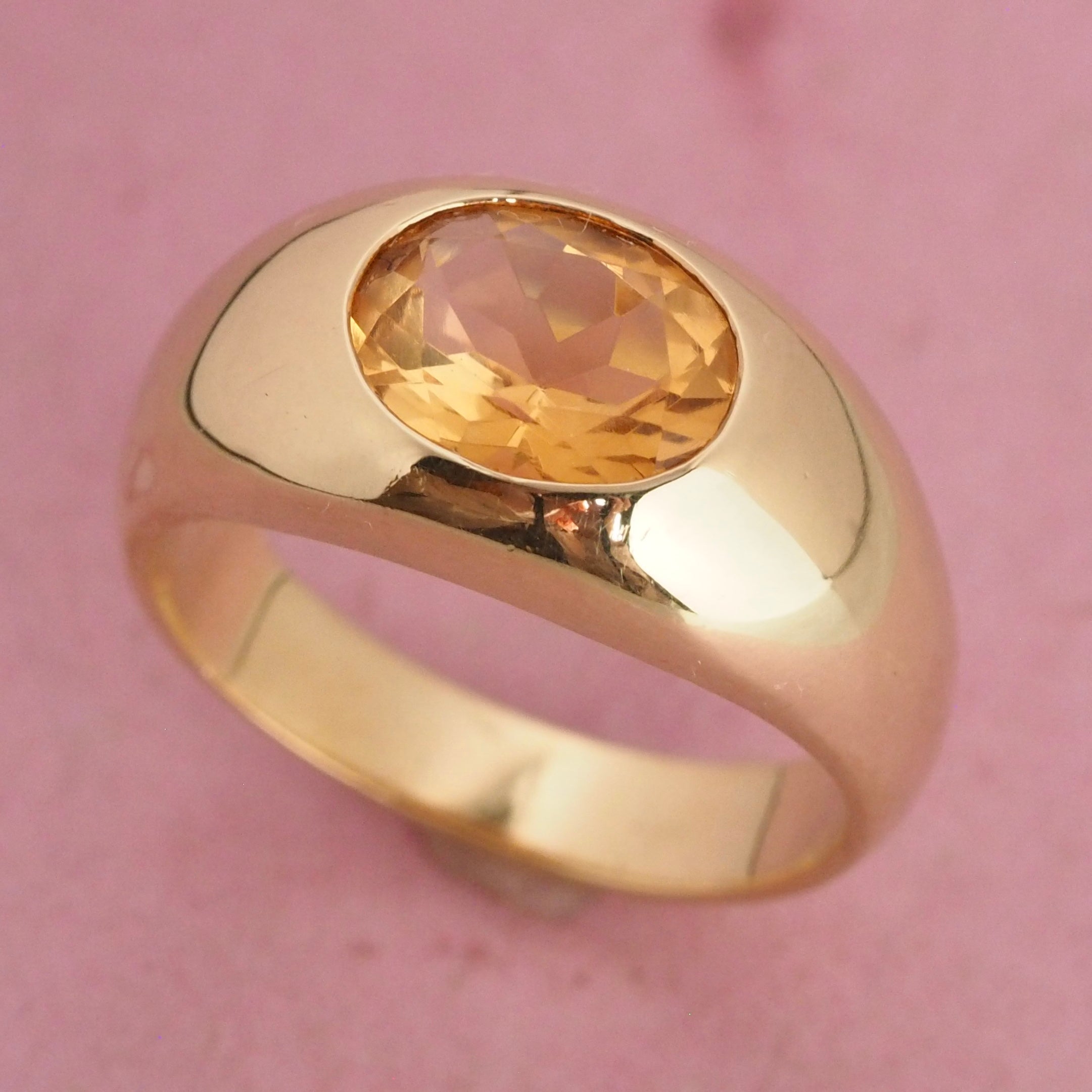 Mid-Century Modern 18k Gold Citrine Dome Signet Ring