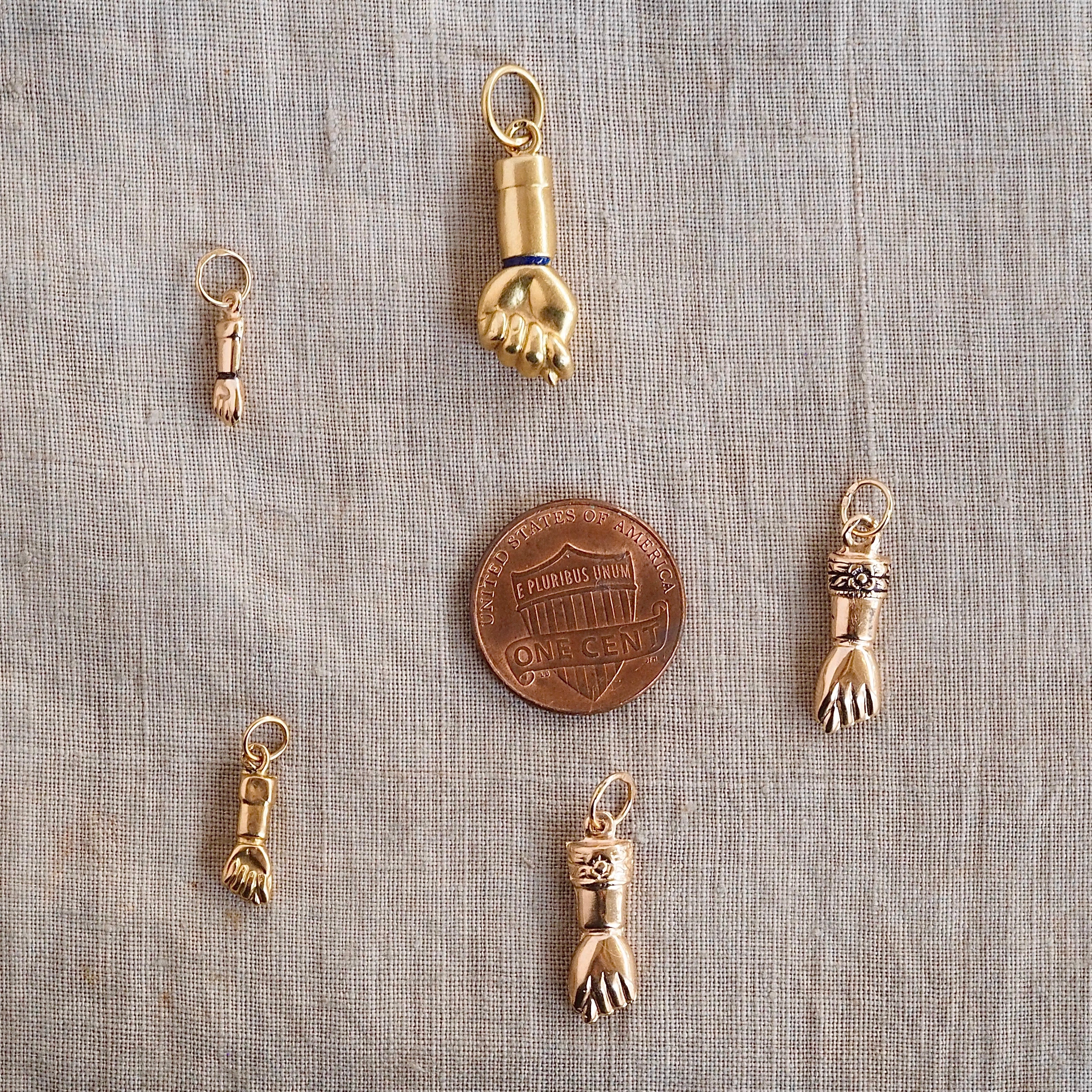 Portuguese 19k Gold Mano Figa Charms