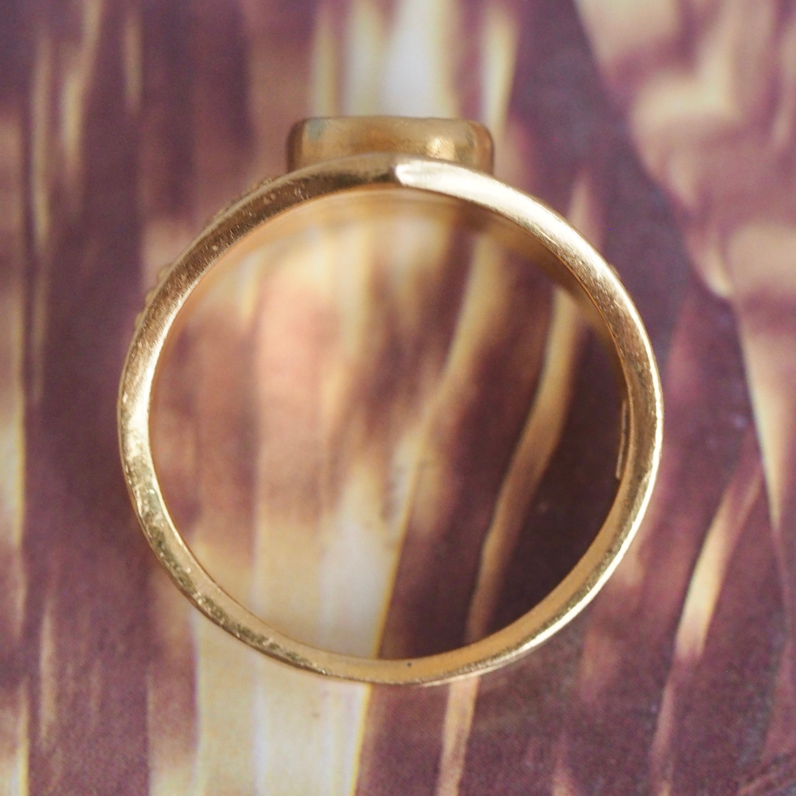 Vintage Greek 22k Gold Lapis Ring